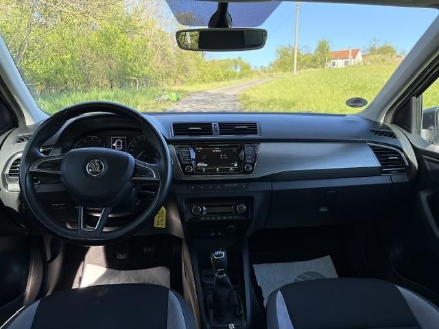 Škoda Fabia (2016) Com.1,2TSi 66Kw Aut.Klima, Nav - fotka 7 z 13