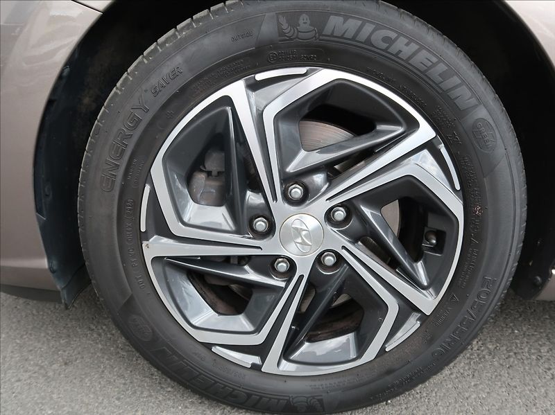 Hyundai i30 1,0 T-GDi,88kW,Comfort,NovéČR - fotka 23 z 28