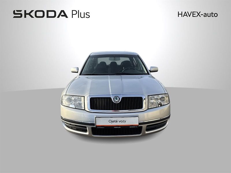 Škoda Superb (2006) 2.5 TDI TipTronic Elegance - fotka 4 z 27