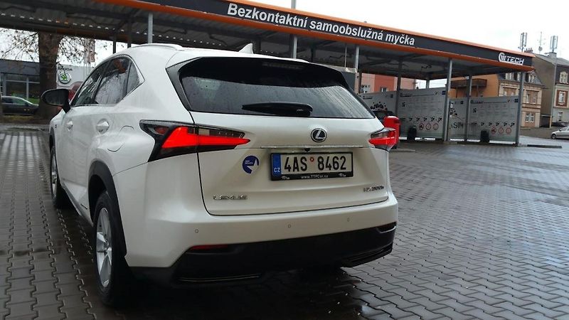 ZKUŠENOSTI UŽIVATELE: Lexus NX 300 4x4 Sport