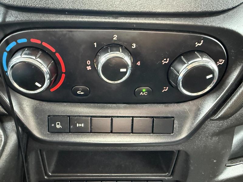 Iveco Daily 50C17, BEZ ADBLUE, UZÁVĚRKA - fotka 7 z 11