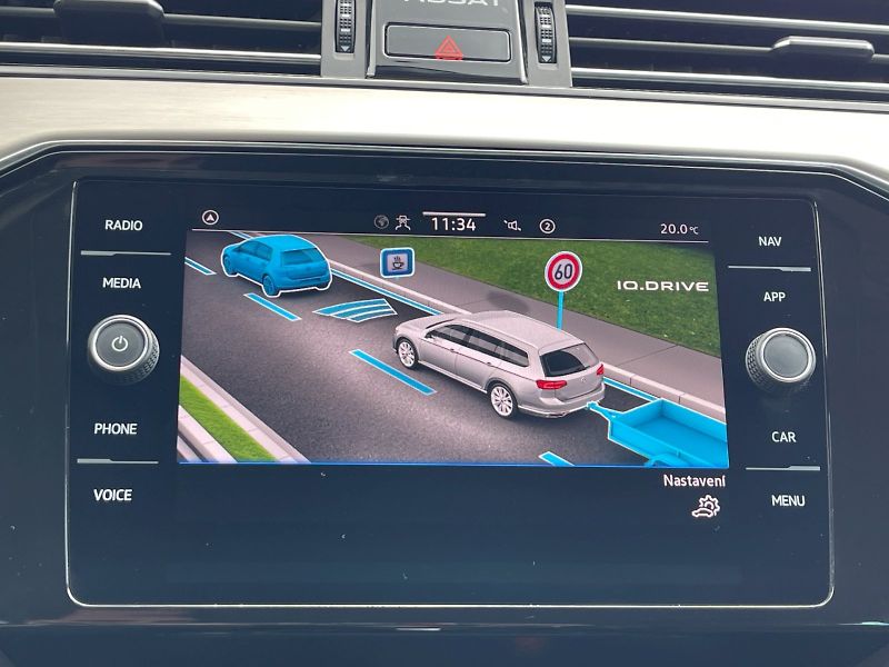 Volkswagen Passat (2023) 2.0 TDI 147kW 4MOT DSG Eleganc - fotka 14 z 35