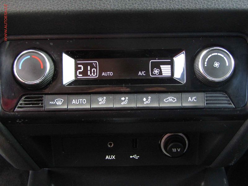 Škoda Fabia (2016) 1.2 TSi, ČR, Style - fotka 14 z 19