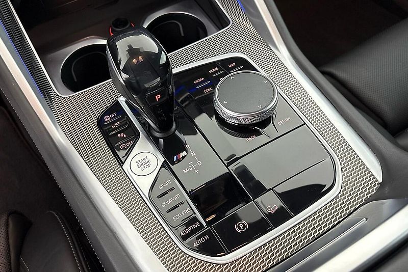 BMW X6 M50d - fotka 24 z 27
