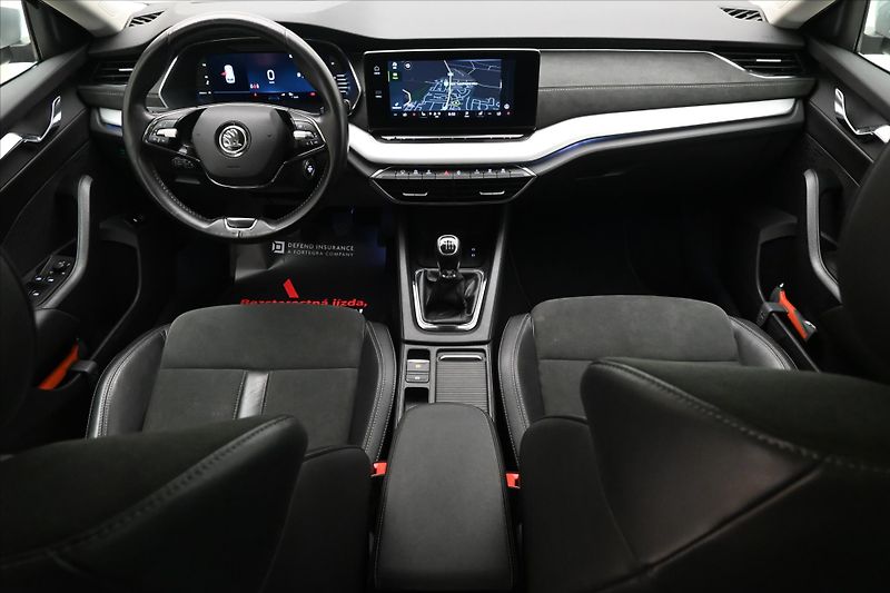 Škoda Octavia 1,5 TSI 110kW Style Manuál Zár - fotka 15 z 32