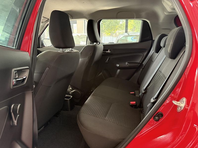 Suzuki Swift (2021) - fotka 8 z 25