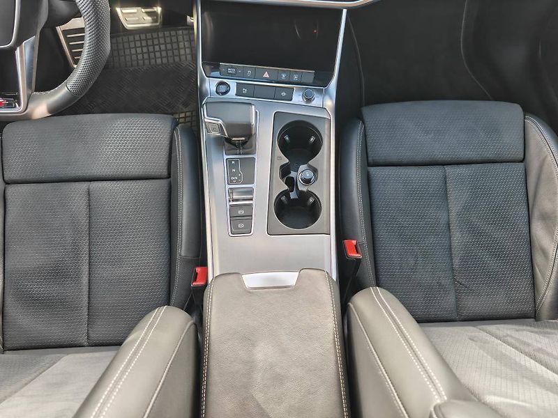 Audi A6 40 Sline ST7 2,0TDI - fotka 10 z 27