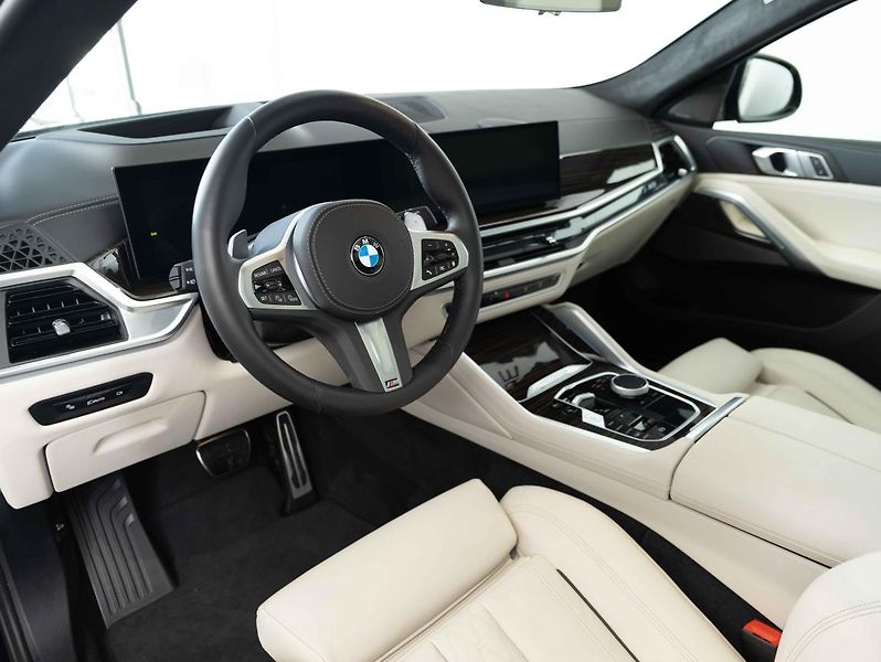 BMW X6 xDrive30d - fotka 11 z 24