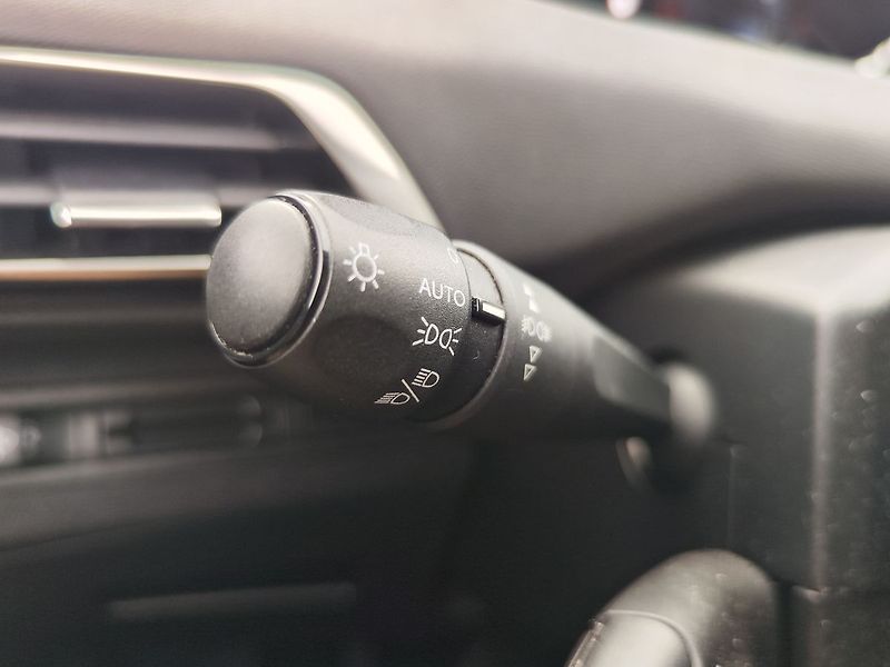 Peugeot 5008 1.5 HDI/96kW Servisováno - fotka 25 z 29