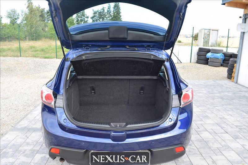 Mazda 3 1,6 i 77KW VÝHŘEV NOVÁ STK - fotka 23 z 47