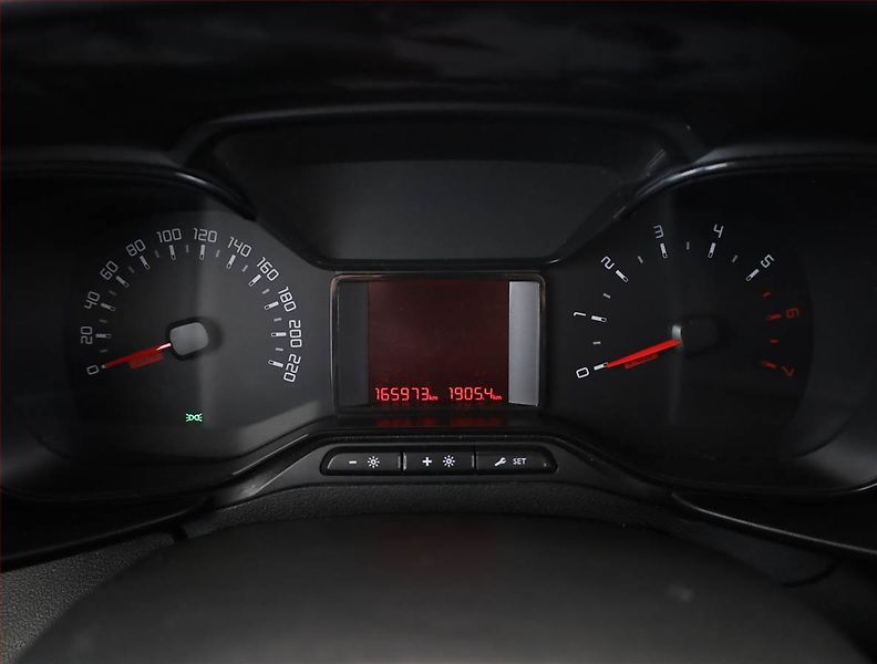 Toyota ProAce City (2020) Maxi 1.5 D-4D, ČR, DPH - fotka 8 z 19