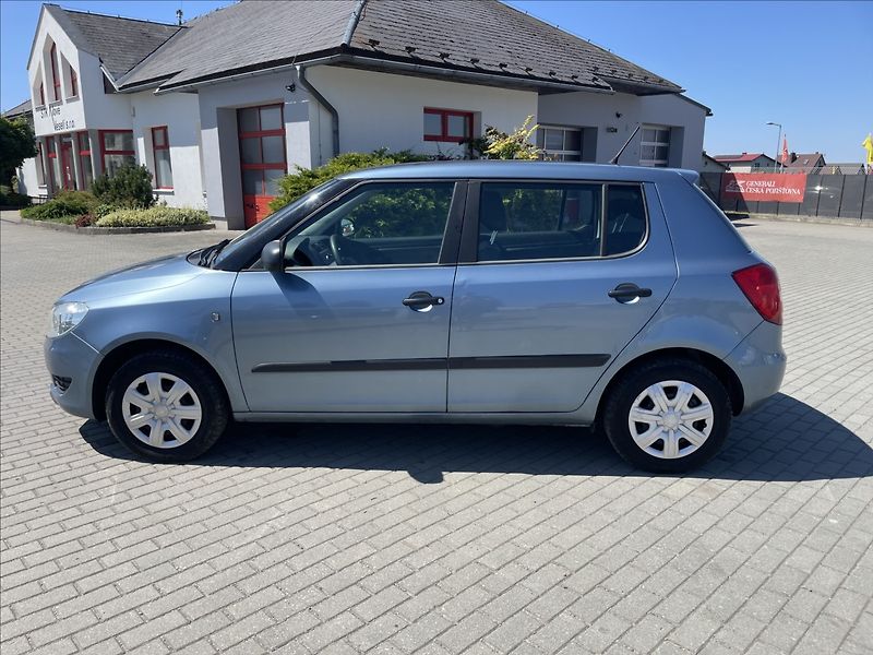 Škoda Fabia 1,4 i 16V 63kw Klima ESP Ambie - fotka 25 z 29