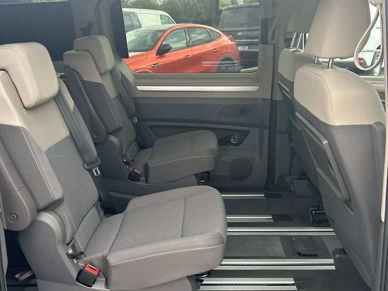 Volkswagen Multivan (2025) 2,0 TDI 7DSG Life DR - fotka 13 z 25