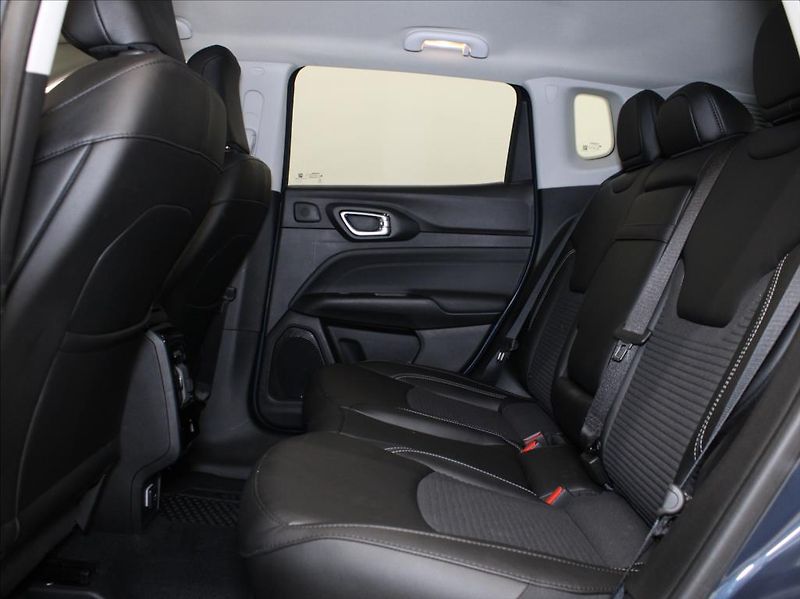 Jeep Compass 1,6 Mjet 130k. 5L-Zár. 21tkm! - fotka 7 z 24