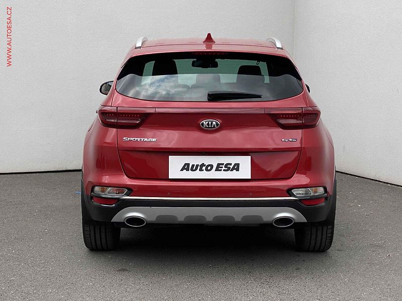 Kia Sportage (2021) 1.6CRDi 4x4, 2.maj,ČR, GT - fotka 5 z 20