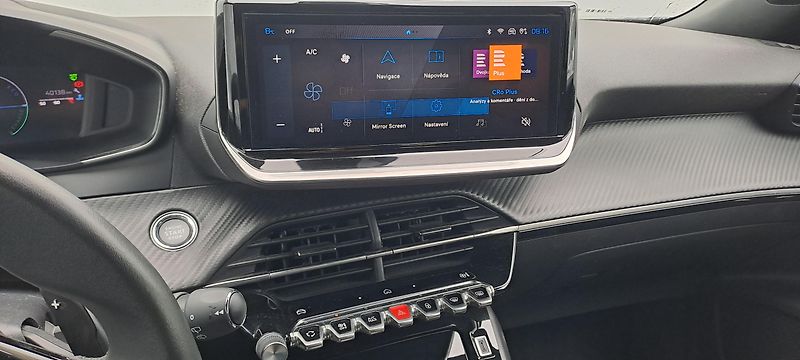 Peugeot 2008 (2024) ALLURE Hybrid 136 e-DCS6 - fotka 16 z 19