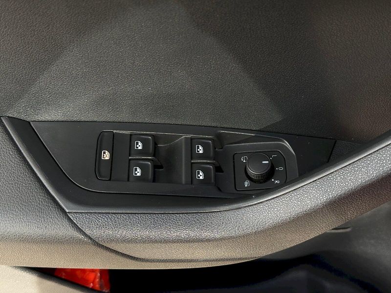 Škoda Karoq (2025) 1.5 TSI 110 kW DSG SportLine - fotka 7 z 27