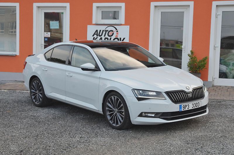 Škoda Superb (2017) 2.0 TSi 206kW DSG 4x4 L&K / ČR - fotka 1 z 50