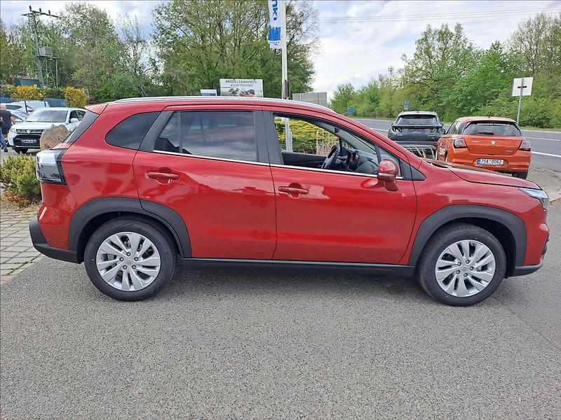 Suzuki S-Cross (2026) 1,4 BoosterJet Premium AT - fotka 4 z 19
