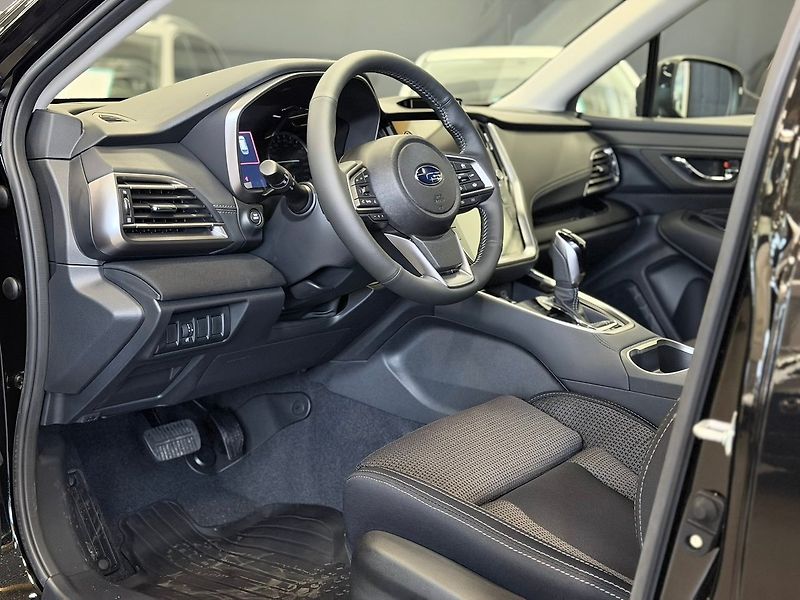 Subaru Outback 2.5i 4WD Active - fotka 6 z 16
