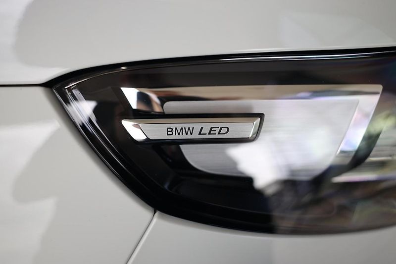BMW X1 xDrive20d - fotka 19 z 26