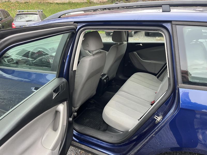 Volkswagen Passat (2008) 1,9 TDi 77 Kw TAŽNÉ - fotka 10 z 17