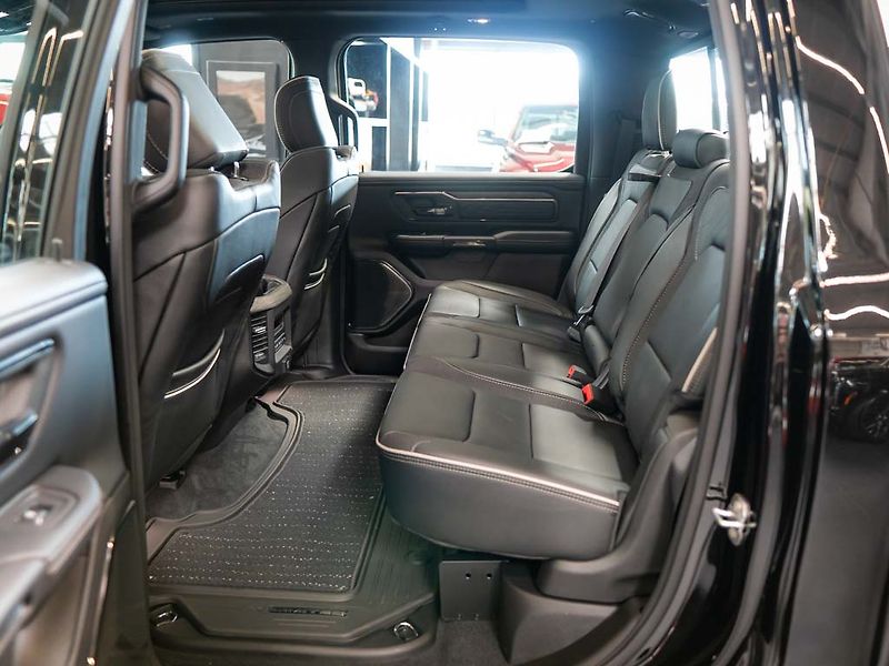 Dodge RAM (2026) 5.7 HEMI V8 Limited 2026 LPG - fotka 42 z 50