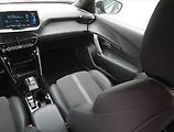 Peugeot 2008 (2022) GT 50 kWh, SoH 100% - náhled 8