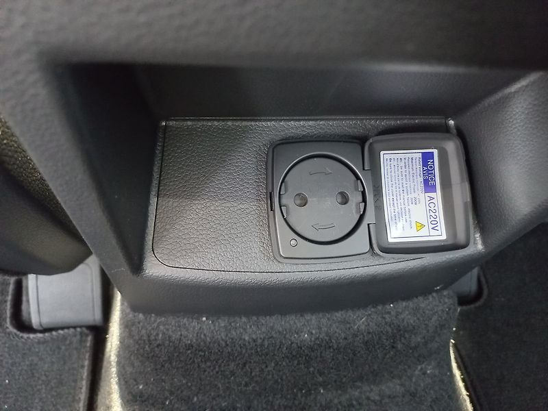 SsangYong Korando Premium 1,5 GDi  FWD A6 - fotka 18 z 20