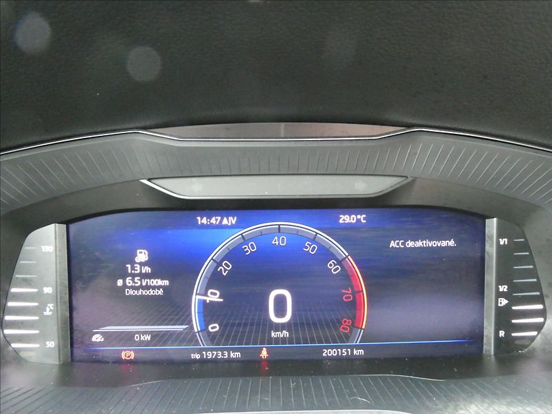Škoda Superb 1,5 TSi 110kW STYLE+, NAVI,LED - fotka 34 z 37