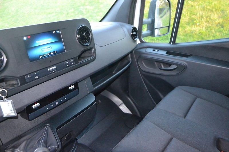 Mercedes-Benz Sprinter 316 hydr. čelo velká výbava  - fotka 11 z 35