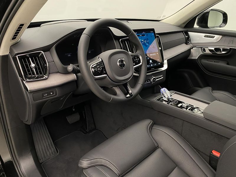 Volvo XC90 (2026) T8 AWD Plug-in DARK ULTRA - fotka 26 z 75