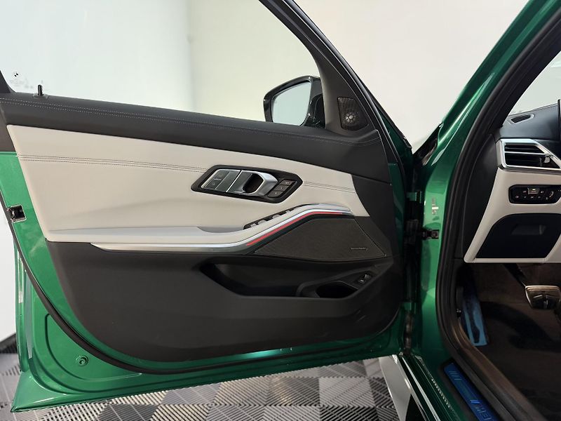 BMW M3 xDrive Competition Touring NEW - fotka 15 z 49