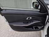 BMW Řada 3 320d LCI, původ ČR,1.Majitel - náhled 36