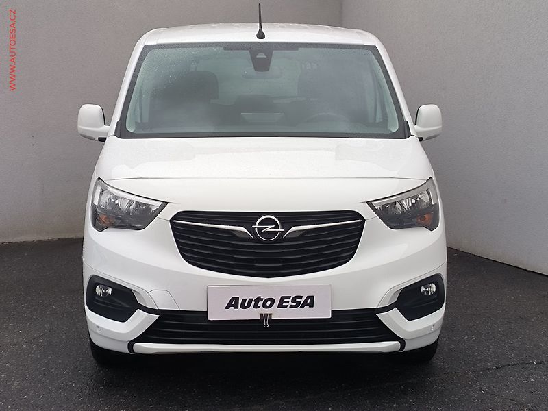Opel Combo (2020) 1.5CDTi MAXi, LIFE, navi - fotka 2 z 22