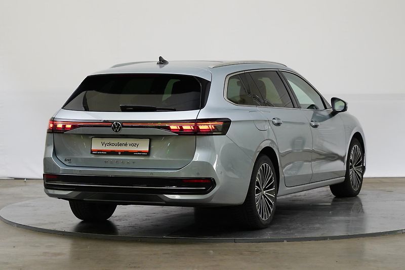 Volkswagen Passat - fotka 2 z 29