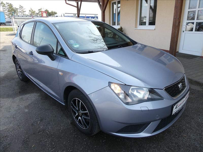 Seat Ibiza 1,0 MPi 55kW serviska - fotka 1 z 41