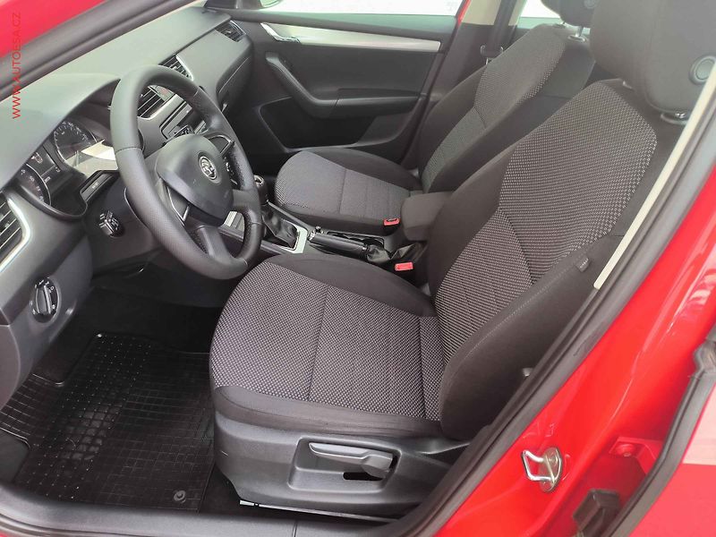 Škoda Octavia (2013) 2.0 TDi, Ambition, STK8/28 - fotka 9 z 16
