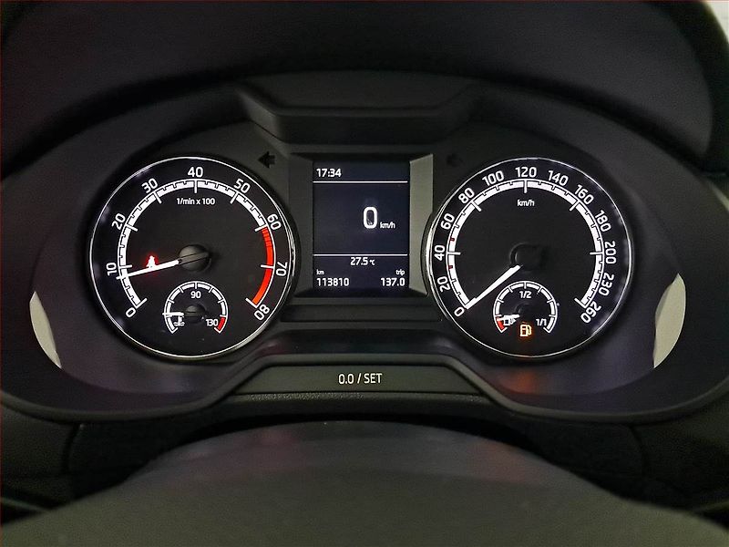 Škoda Octavia (2018) Ambition 1.4 TSI, Tempomat - fotka 11 z 23