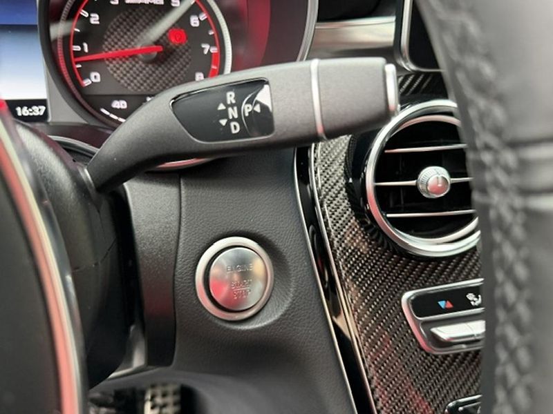 Mercedes-Benz GLC AMG GLC 63S 4MATIC+ V8 BITURBO - fotka 24 z 46