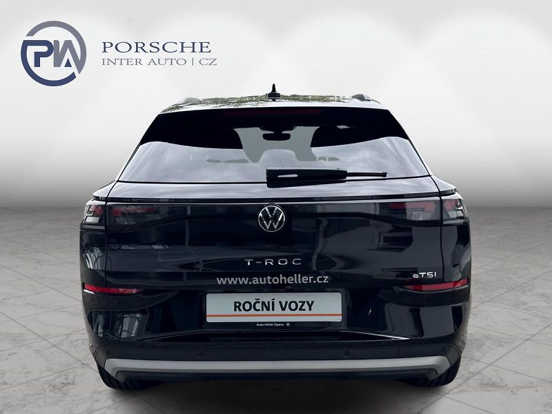 Volkswagen T-Roc 1,5 eTSI 7DSG LIFE  110 KW - fotka 9 z 30