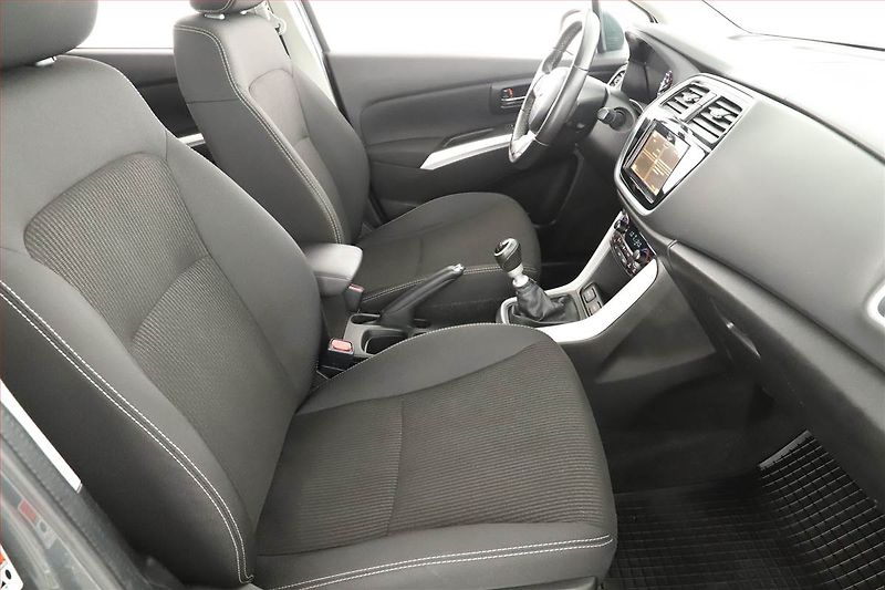 Suzuki SX4 S-Cross (2018) Premium 1.4 BoosterJet, 4X4 - fotka 9 z 23