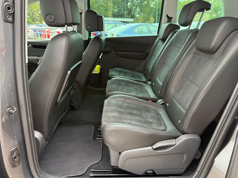 Volkswagen Sharan Highline 1.4TSI 110 kW DSG - fotka 20 z 26