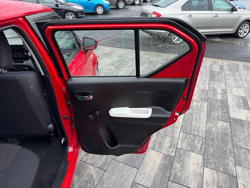 Suzuki Ignis (2017) 1.2i 66kW - fotka 23 z 31