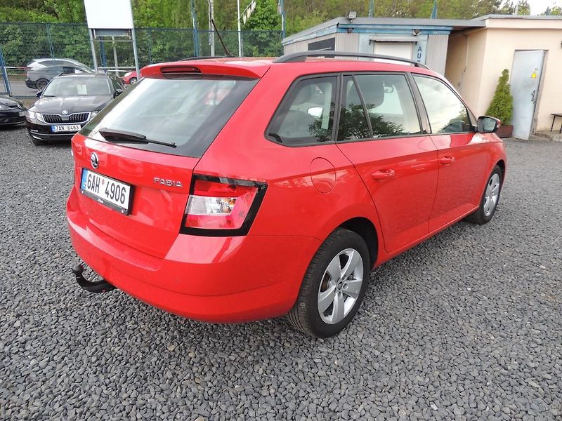 Škoda Fabia (2017) 1.2TSi,66kw,Style,ČR,1majitel - fotka 5 z 50