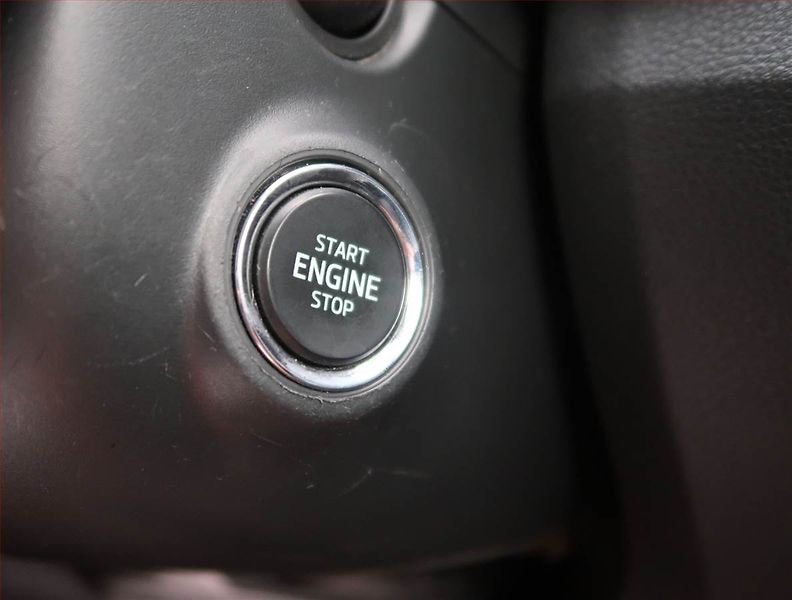 Škoda Fabia (2018) Style 1.0 TSI, Navi, Tempomat - fotka 17 z 20
