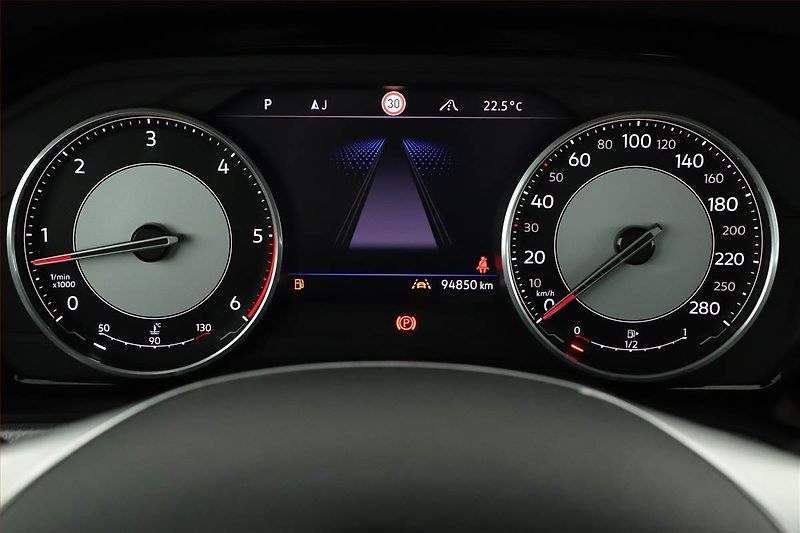 Volkswagen Touareg (2020) 3.0 TDI, 4x4, Vzduch, ACC - fotka 8 z 31