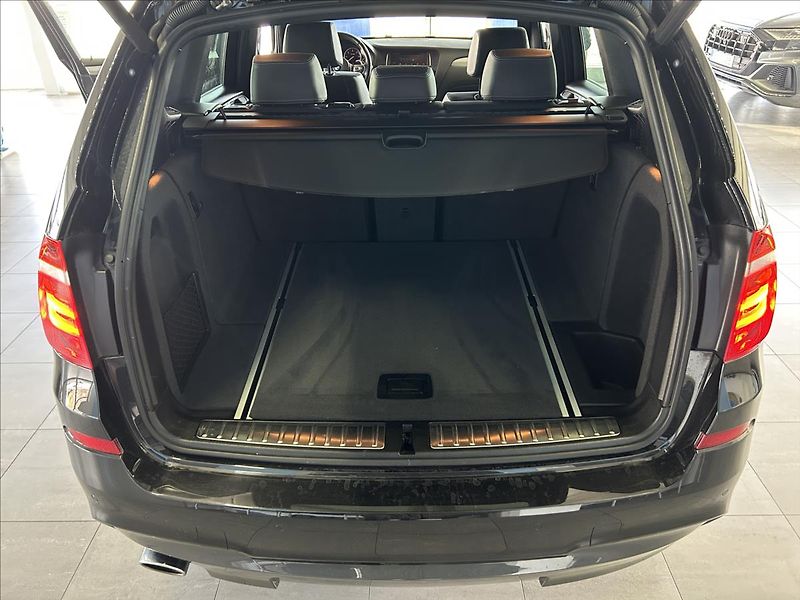 BMW X3 2,0   xDrive20d,1.MAJITEL,ČR,D - fotka 33 z 38