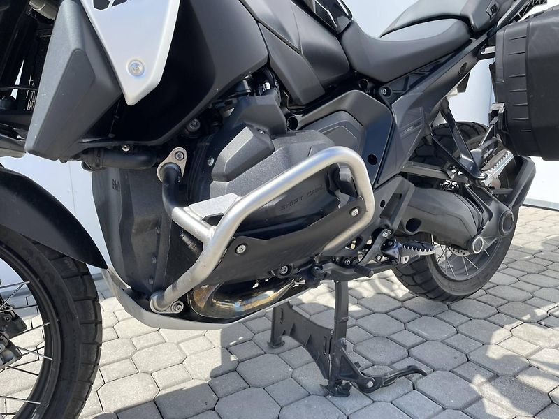 BMW (2026) R 1300 GS - fotka 11 z 17