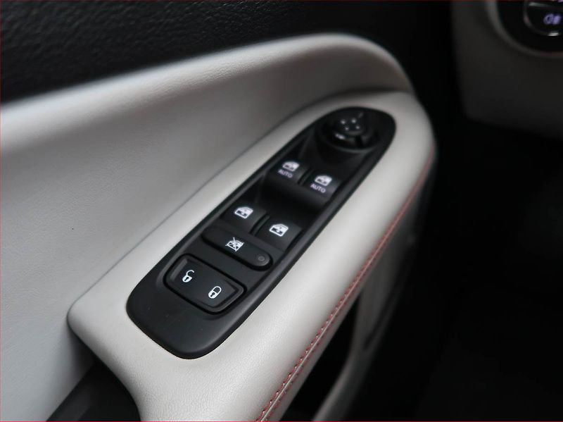 Jeep Compass (2019) 1.4 MultiAir, Serv.kniha, Kůže - fotka 17 z 18